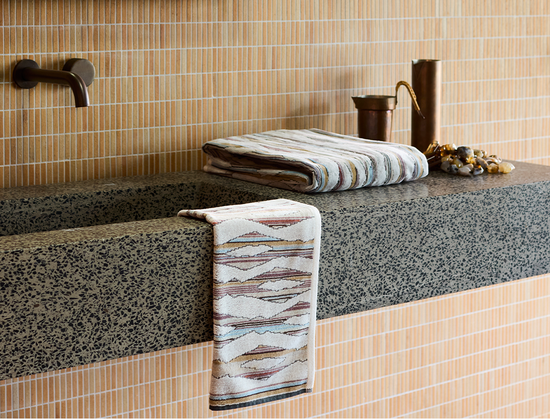 Ripple Light hand towel gift set