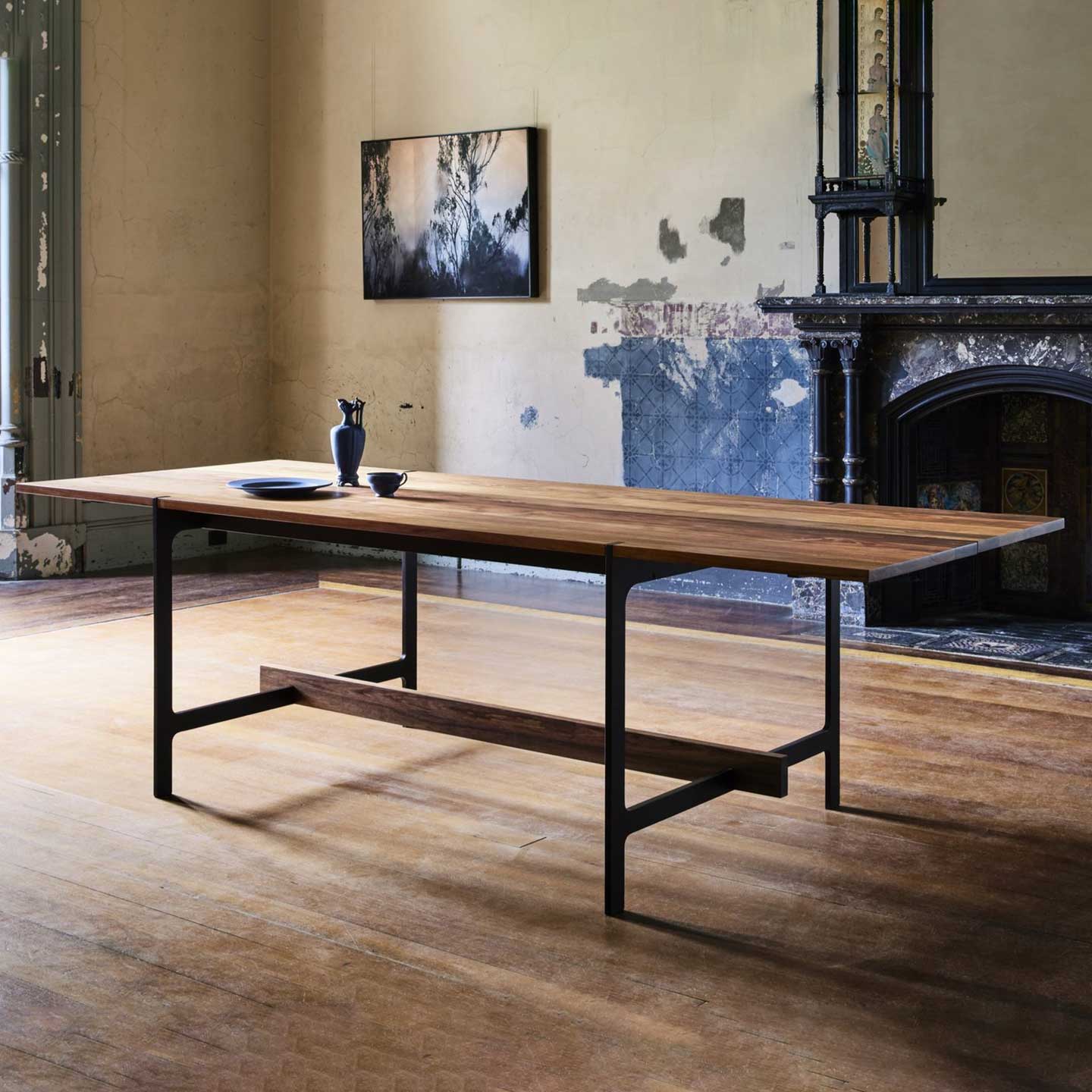 Innate Dining Table