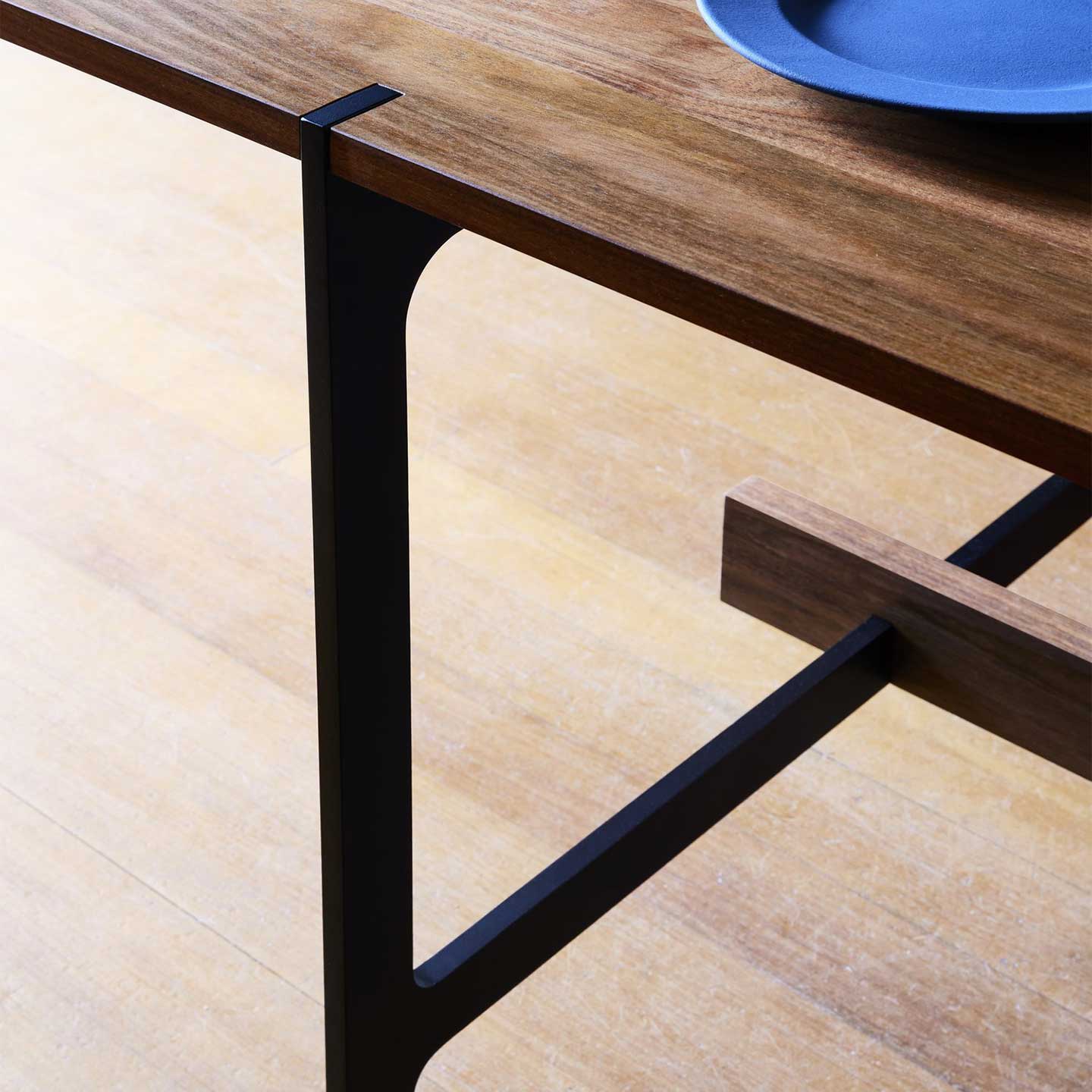 Innate Dining Table