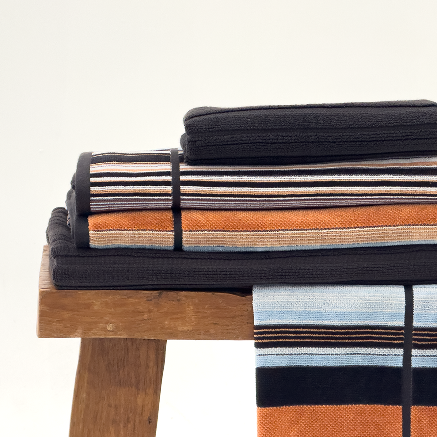 Ridge Sunrise / Shale Carbon bath set: bundle and save 10%