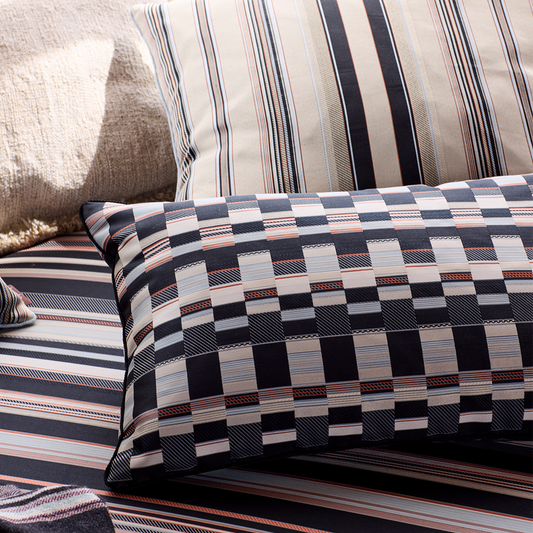 Tomah Sunrise cushion