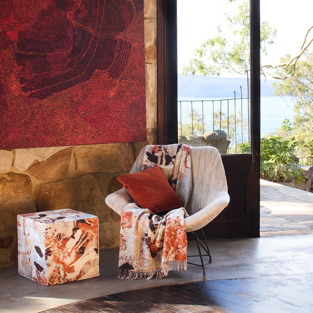Telopea throw