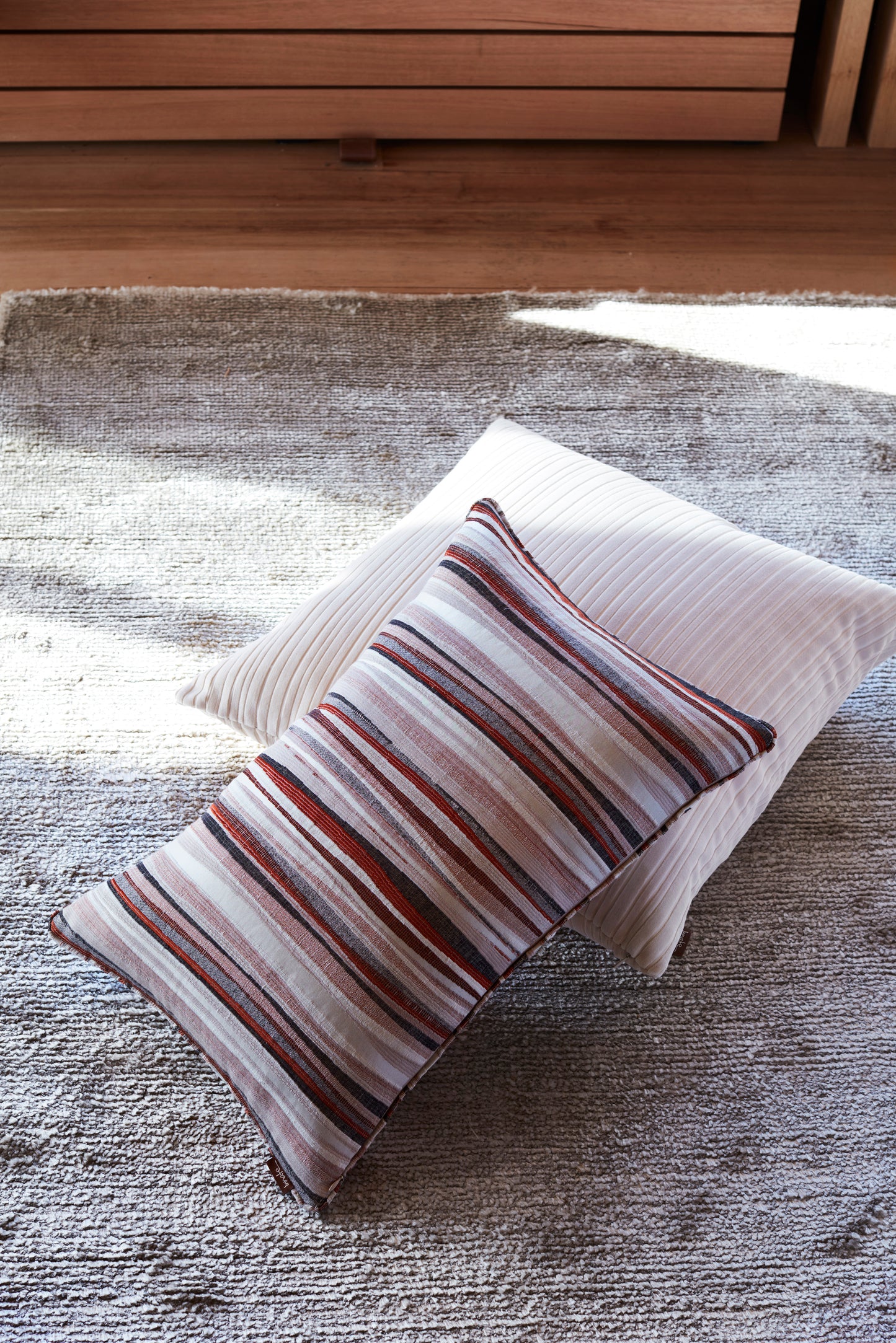 Striation cushion