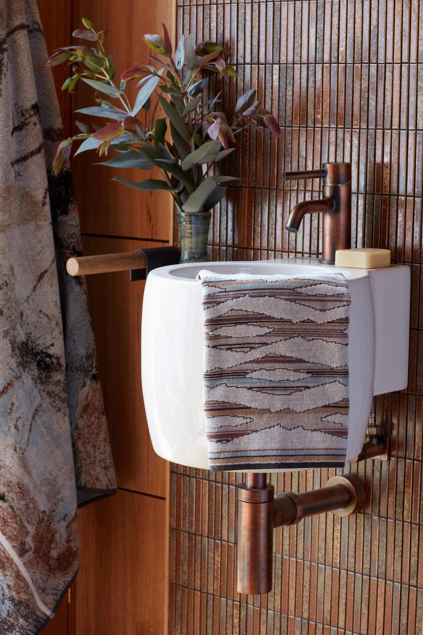 Ripple Light hand towel gift set